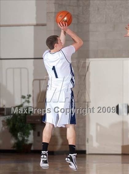 Thumbnail 1 in College Park vs Rim of the World (MaxPreps Holiday Classic) photogallery.
