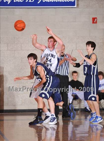 Thumbnail 1 in College Park vs Rim of the World (MaxPreps Holiday Classic) photogallery.