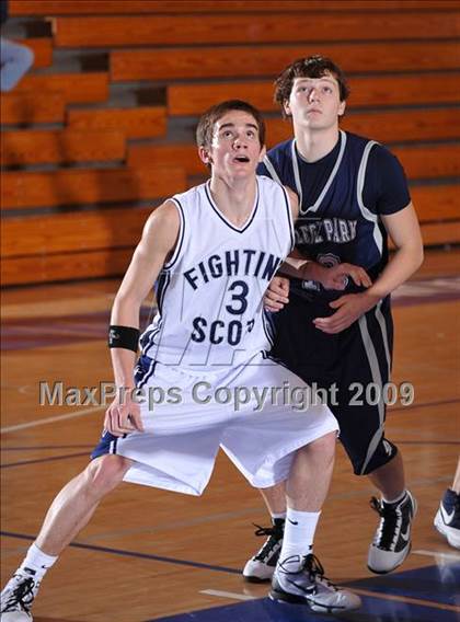 Thumbnail 3 in College Park vs Rim of the World (MaxPreps Holiday Classic) photogallery.