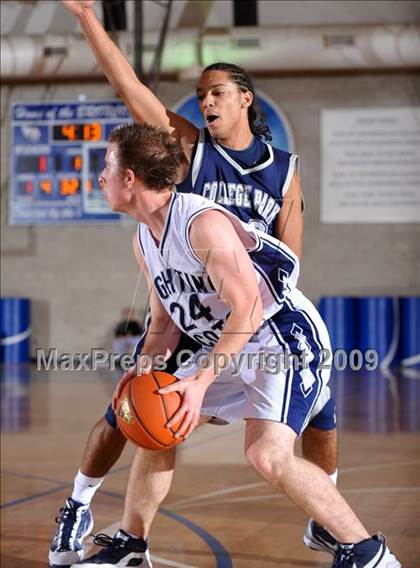 Thumbnail 2 in College Park vs Rim of the World (MaxPreps Holiday Classic) photogallery.