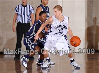 Thumbnail 1 in College Park vs Rim of the World (MaxPreps Holiday Classic) photogallery.