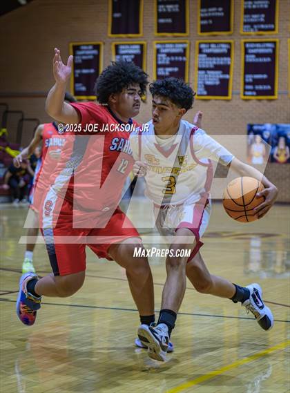 Thumbnail 1 in Salpointe Catholic vs Sahuaro photogallery.