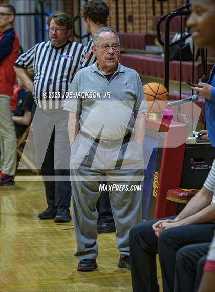 Thumbnail 1 in Salpointe Catholic vs Sahuaro photogallery.