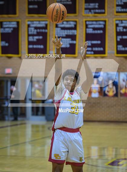 Thumbnail 3 in Salpointe Catholic vs Sahuaro photogallery.
