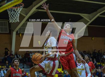 Thumbnail 3 in Salpointe Catholic vs Sahuaro photogallery.
