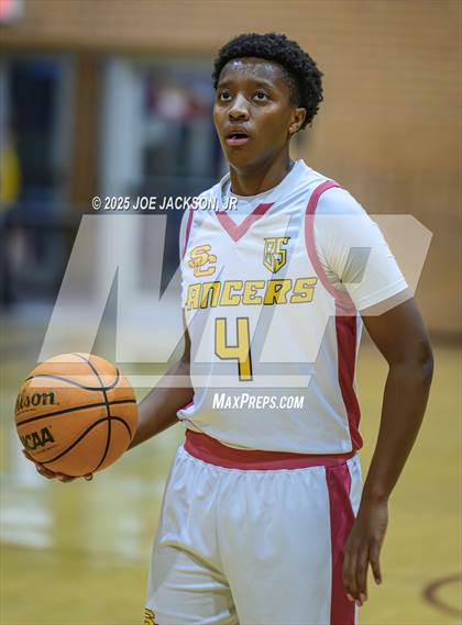Thumbnail 2 in Salpointe Catholic vs Sahuaro photogallery.