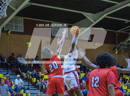 Thumbnail 2 in Salpointe Catholic vs Sahuaro photogallery.