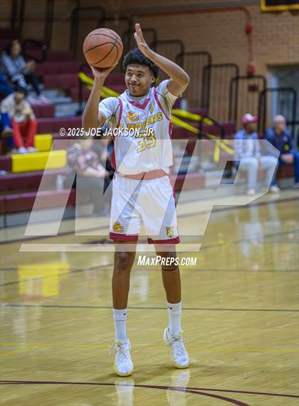 Thumbnail 3 in Salpointe Catholic vs Sahuaro photogallery.