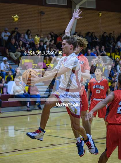 Thumbnail 1 in Salpointe Catholic vs Sahuaro photogallery.