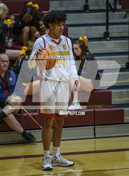 Thumbnail 3 in Salpointe Catholic vs Sahuaro photogallery.