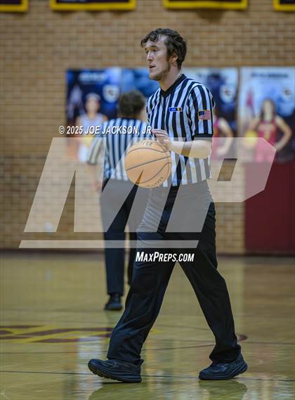 Thumbnail 3 in Salpointe Catholic vs Sahuaro photogallery.