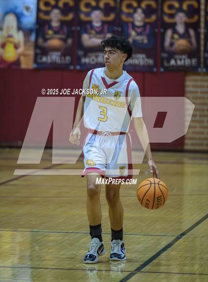 Thumbnail 1 in Salpointe Catholic vs Sahuaro photogallery.
