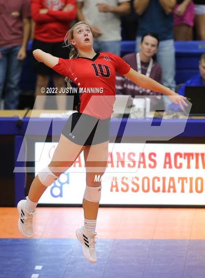 Thumbnail 3 in Shiloh Christian vs. Brookland (AAA 4A State Final) photogallery.