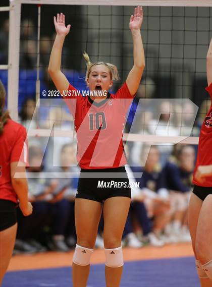 Thumbnail 2 in Shiloh Christian vs. Brookland (AAA 4A State Final) photogallery.