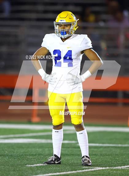Thumbnail 3 in Dominguez vs. La Mirada  photogallery.