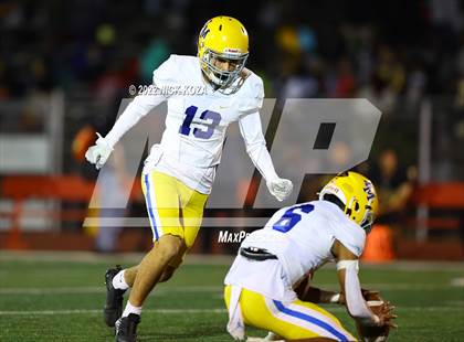 Thumbnail 3 in Dominguez vs. La Mirada  photogallery.