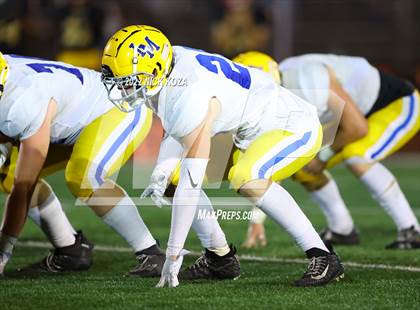 Thumbnail 3 in Dominguez vs. La Mirada  photogallery.