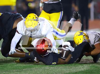 Thumbnail 1 in Dominguez vs. La Mirada  photogallery.