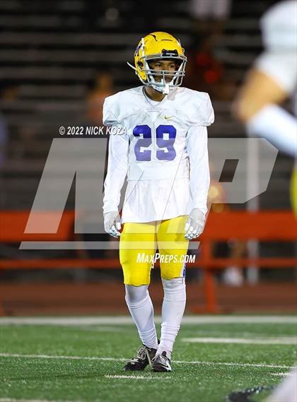 Thumbnail 2 in Dominguez vs. La Mirada  photogallery.