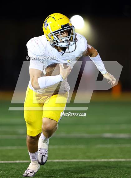 Thumbnail 1 in Dominguez vs. La Mirada  photogallery.