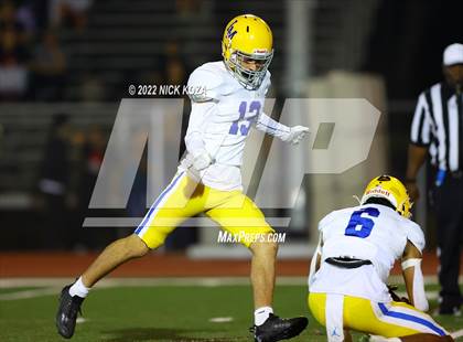 Thumbnail 2 in Dominguez vs. La Mirada  photogallery.