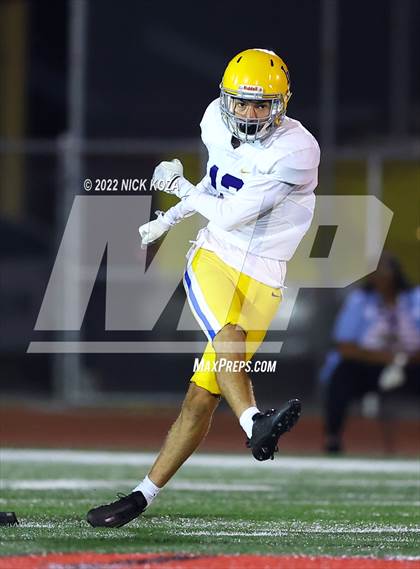 Thumbnail 2 in Dominguez vs. La Mirada  photogallery.