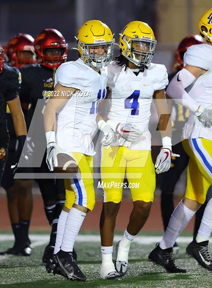 Thumbnail 1 in Dominguez vs. La Mirada  photogallery.