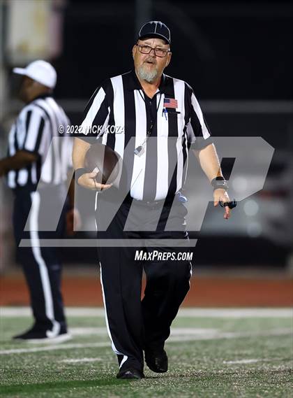Thumbnail 3 in Dominguez vs. La Mirada  photogallery.