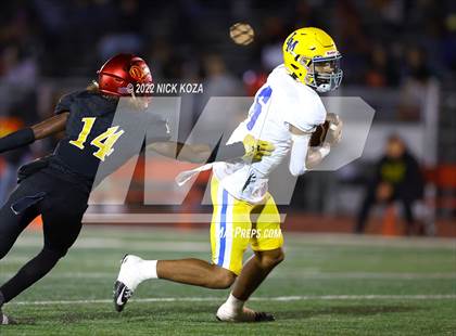Thumbnail 1 in Dominguez vs. La Mirada  photogallery.
