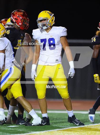 Thumbnail 2 in Dominguez vs. La Mirada  photogallery.