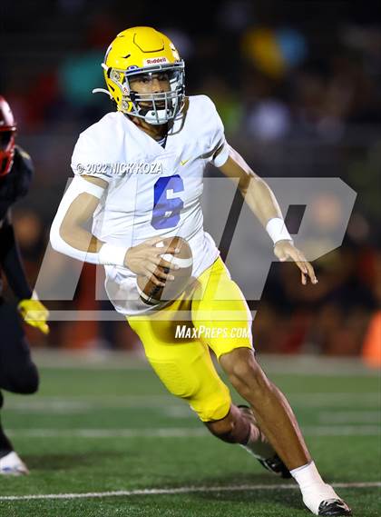 Thumbnail 2 in Dominguez vs. La Mirada  photogallery.