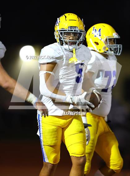 Thumbnail 2 in Dominguez vs. La Mirada  photogallery.
