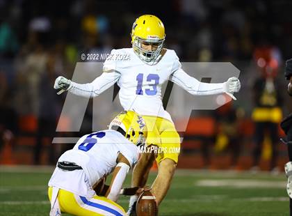 Thumbnail 2 in Dominguez vs. La Mirada  photogallery.