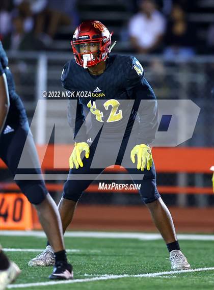Thumbnail 2 in Dominguez vs. La Mirada  photogallery.