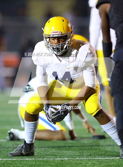 Thumbnail 2 in Dominguez vs. La Mirada  photogallery.