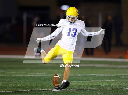 Thumbnail 1 in Dominguez vs. La Mirada  photogallery.