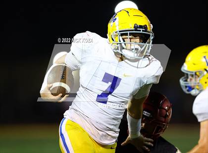 Thumbnail 1 in Dominguez vs. La Mirada  photogallery.