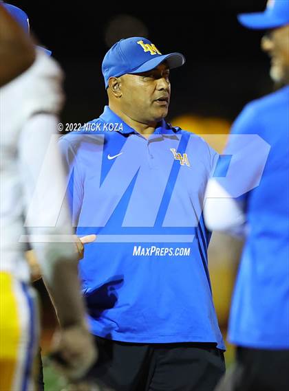 Thumbnail 1 in Dominguez vs. La Mirada  photogallery.