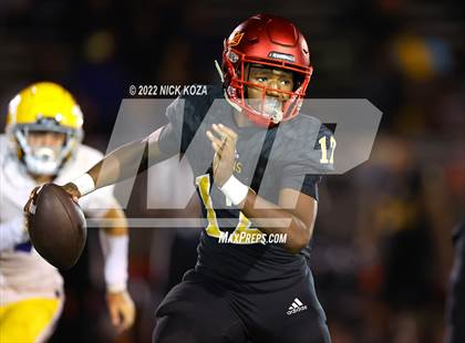 Thumbnail 2 in Dominguez vs. La Mirada  photogallery.