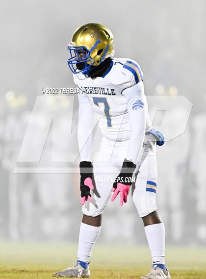 Thumbnail 3 in Lewisville @ Christ Church Episcopal (SCHSL 1A Third Round Playoff) photogallery.
