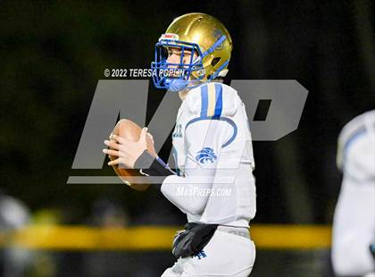 Thumbnail 2 in Lewisville @ Christ Church Episcopal (SCHSL 1A Third Round Playoff) photogallery.