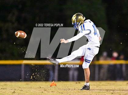 Thumbnail 3 in Lewisville @ Christ Church Episcopal (SCHSL 1A Third Round Playoff) photogallery.