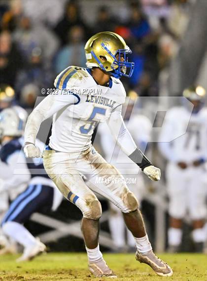 Thumbnail 2 in Lewisville @ Christ Church Episcopal (SCHSL 1A Third Round Playoff) photogallery.