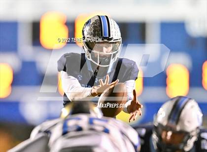 Thumbnail 2 in Lewisville @ Christ Church Episcopal (SCHSL 1A Third Round Playoff) photogallery.