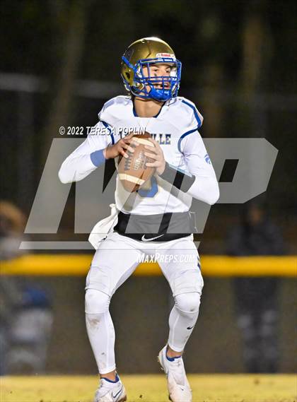Thumbnail 2 in Lewisville @ Christ Church Episcopal (SCHSL 1A Third Round Playoff) photogallery.