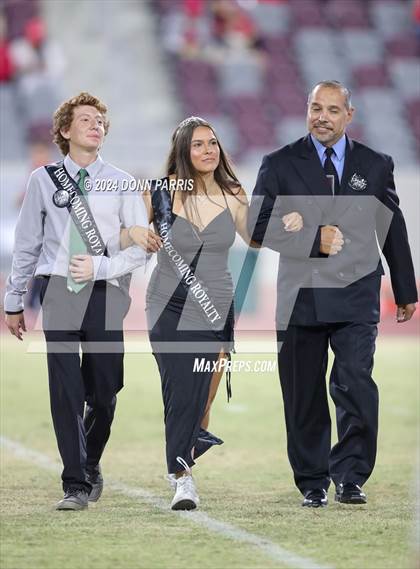 Thumbnail 1 in Mater Dei @ Servite photogallery.