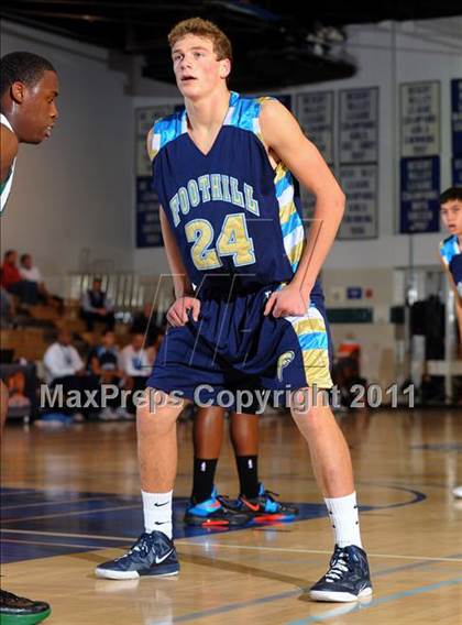 Thumbnail 1 in Foothill vs. Dorsey (MaxPreps Holiday Classic) photogallery.