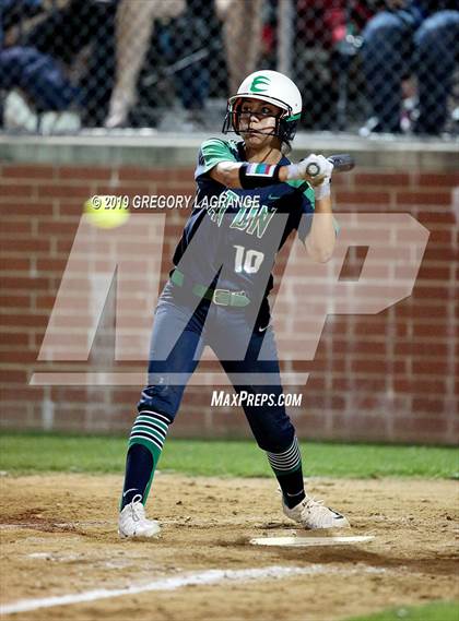 Thumbnail 1 in V.R. Eaton vs Keller (UIL 6A Regional Final Game 1) photogallery.