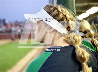 Thumbnail 3 in V.R. Eaton vs Keller (UIL 6A Regional Final Game 1) photogallery.