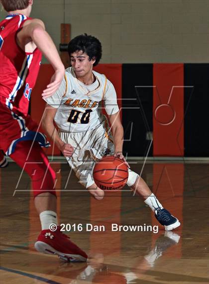 Thumbnail 3 in Seymour vs  Scott County  (King of the Smokies) photogallery.